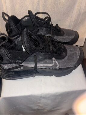 Nike Air Max 2090 sneakers